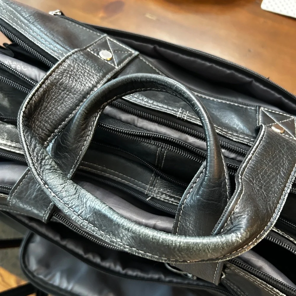 Kenneth Cole Reaction Black Leather Laptop Bag